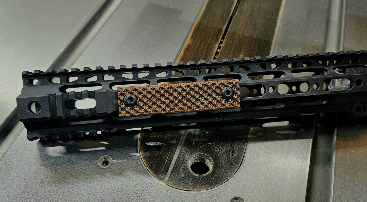 KAC URX 3, 3.1 Walnut Rail Covers