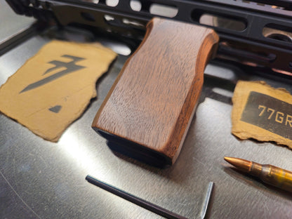 Straight Vertical Grip, Walnut, M-lok & Keymod