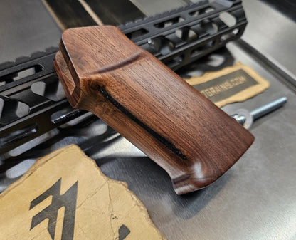 Blem Basic B A2 Pistol grip